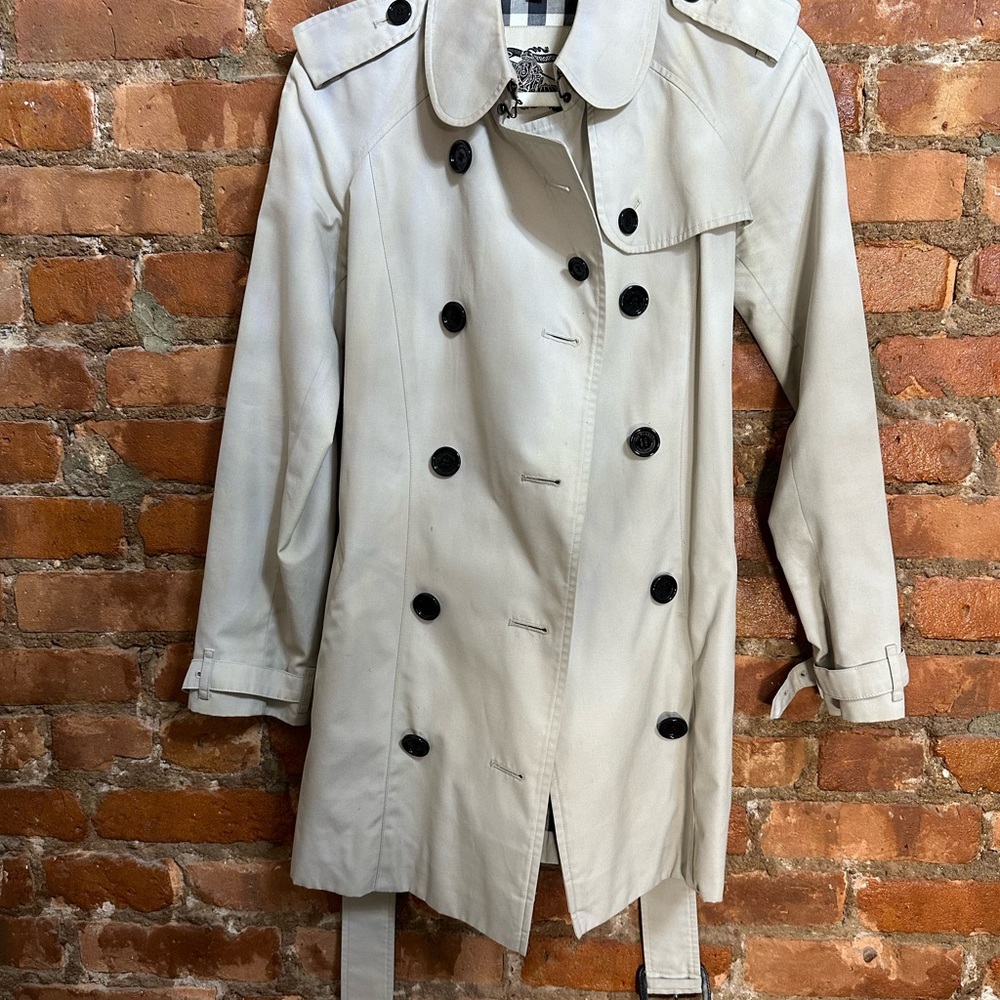Burberry short trench coat